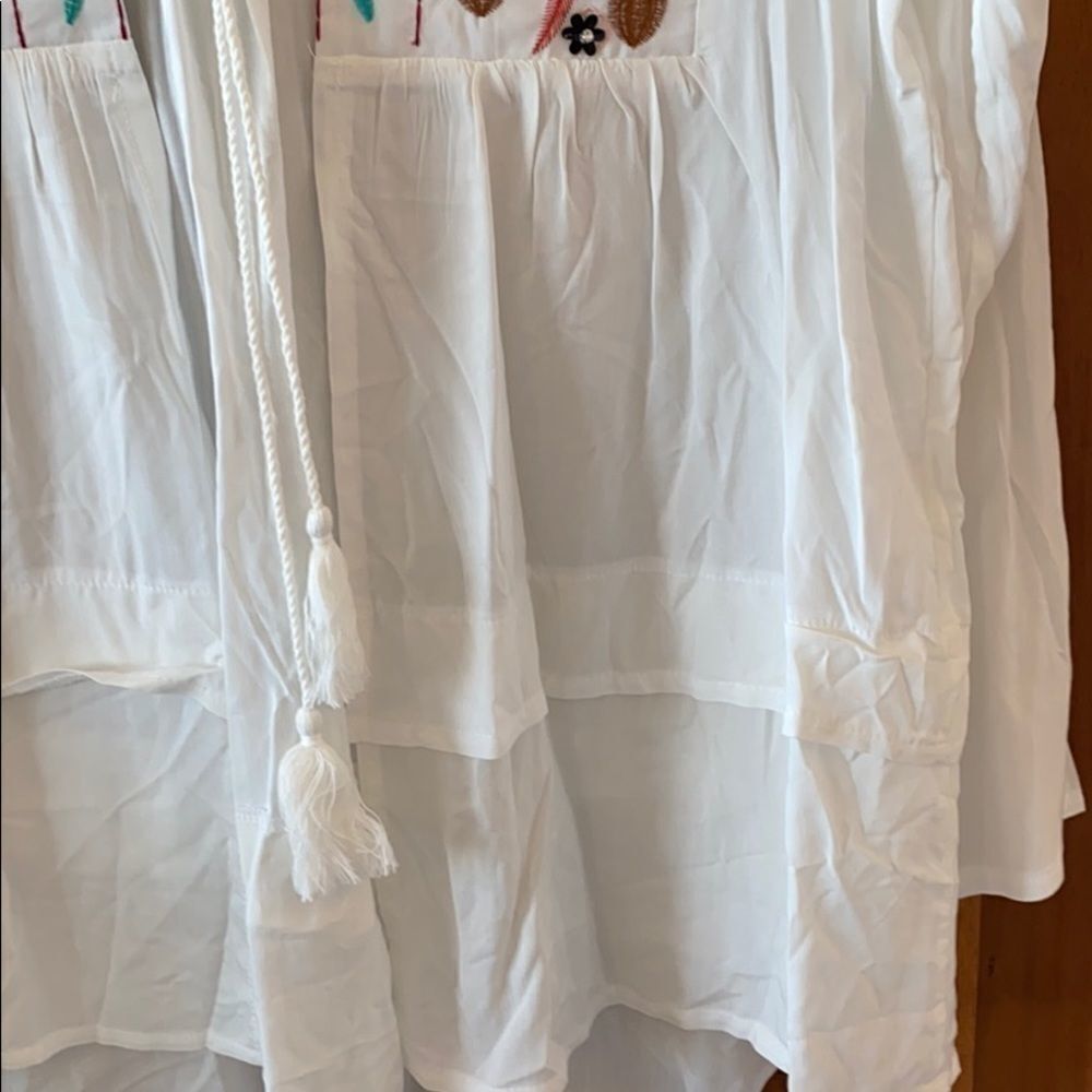 White Embroidered Tassel-Tie Open Front Top M‎ - Picture 9 of 14